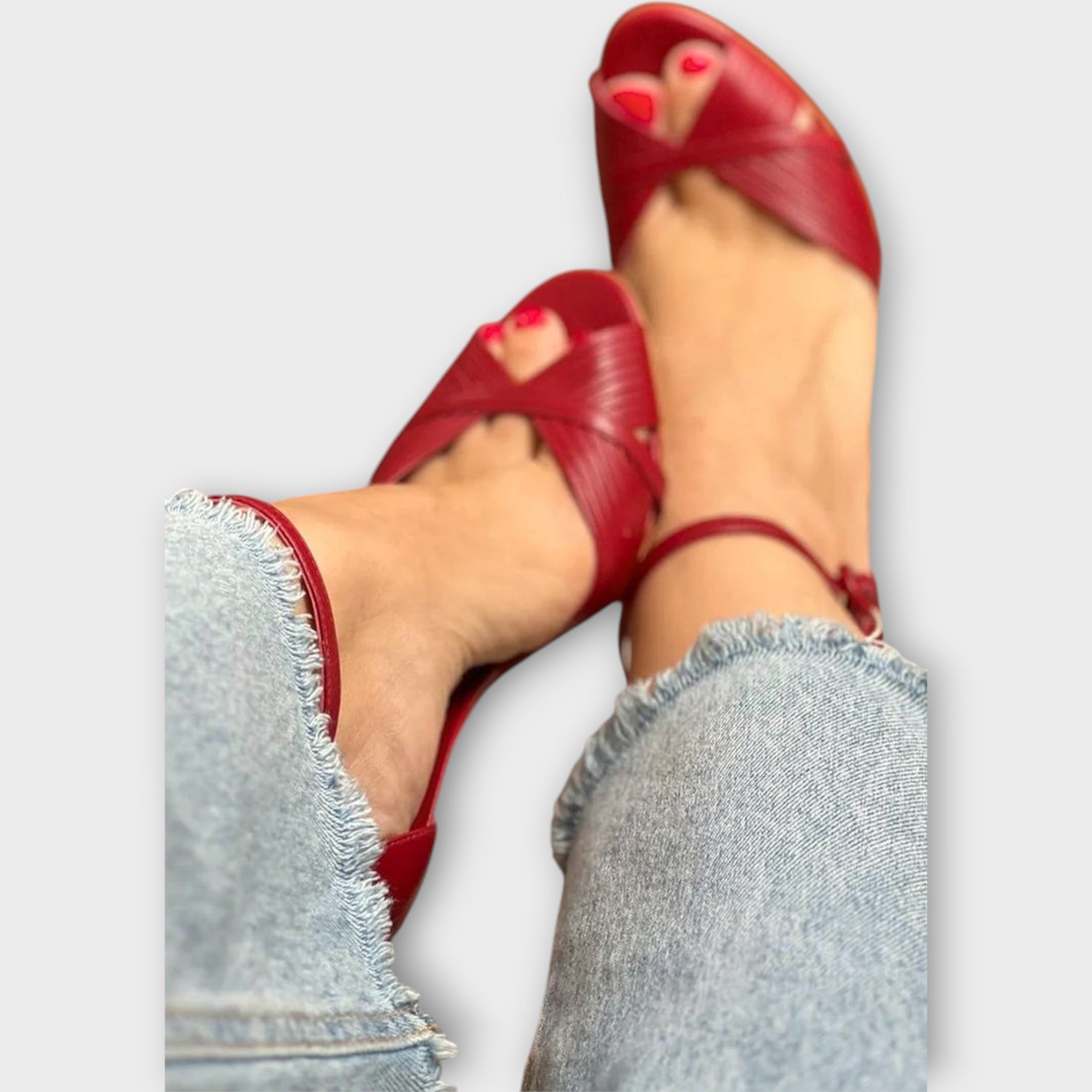 Sandalia con tacón de aguja