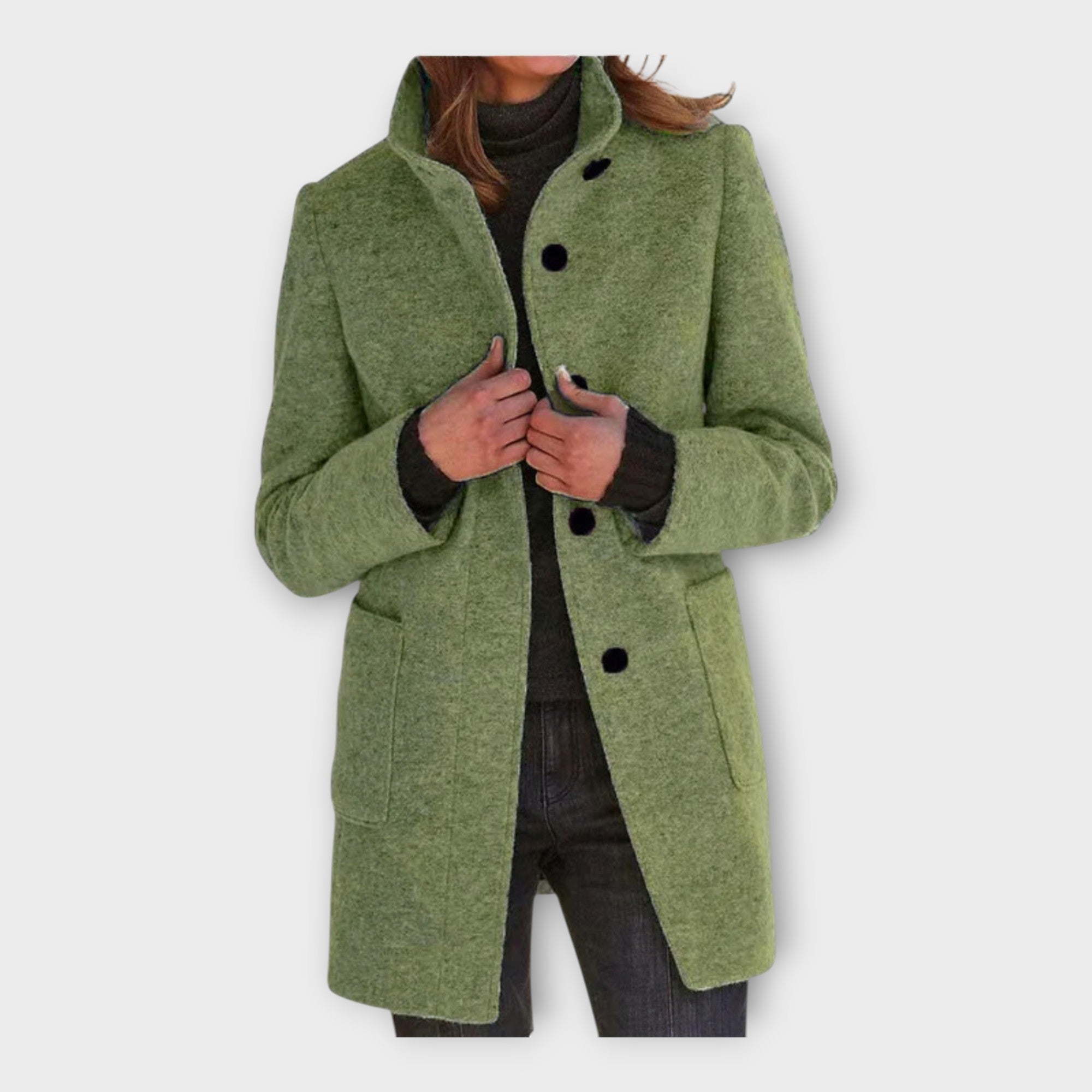 Manteau élégant aux lignes intemporelles