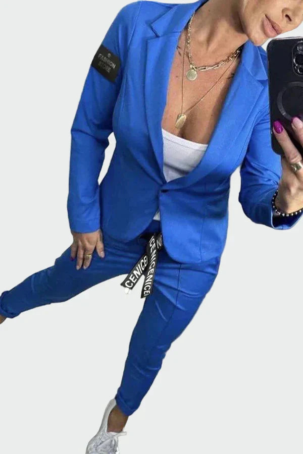 Conjunto de traje de dos piezas de elegancia sin esfuerzo