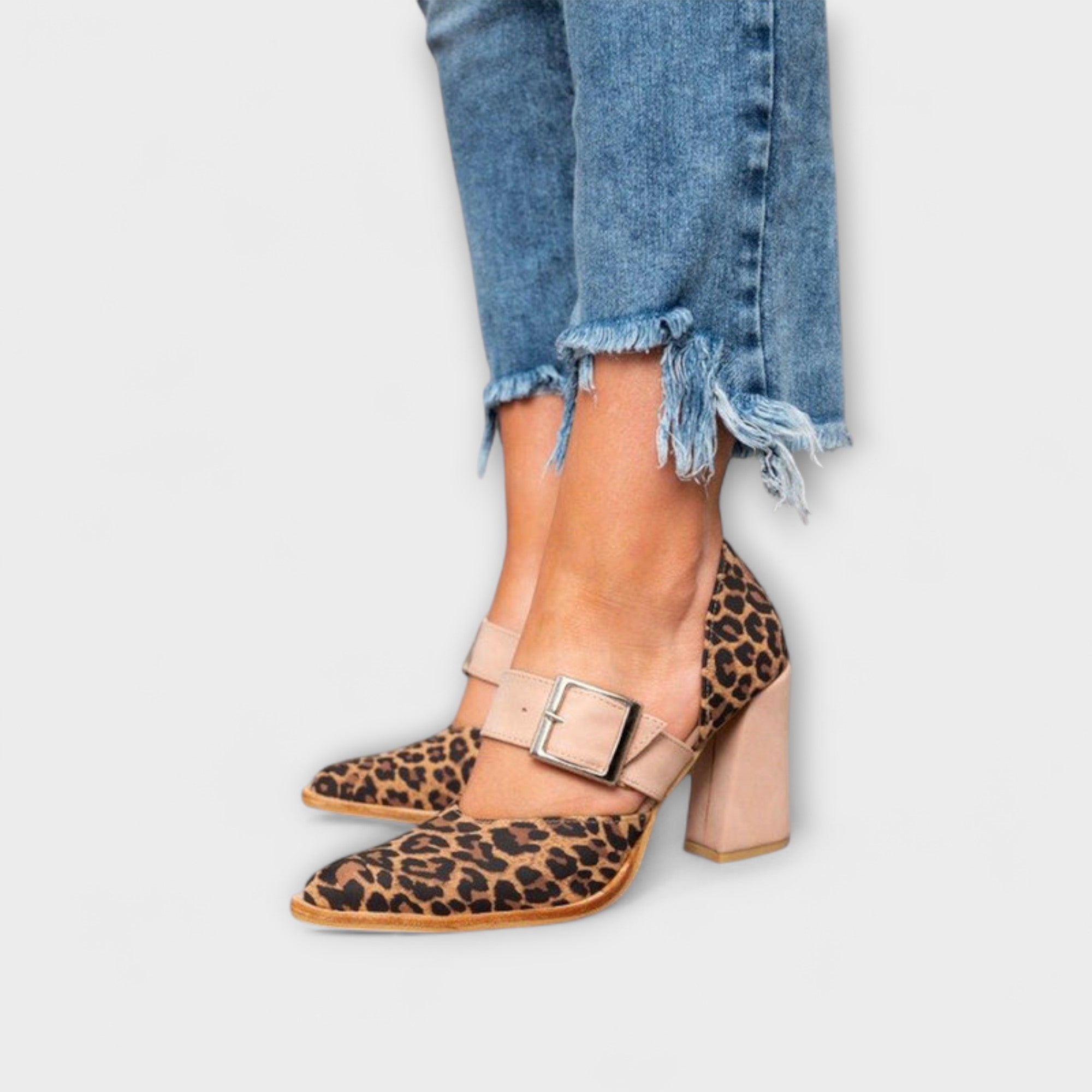 Sandalias de tacón de leopardo