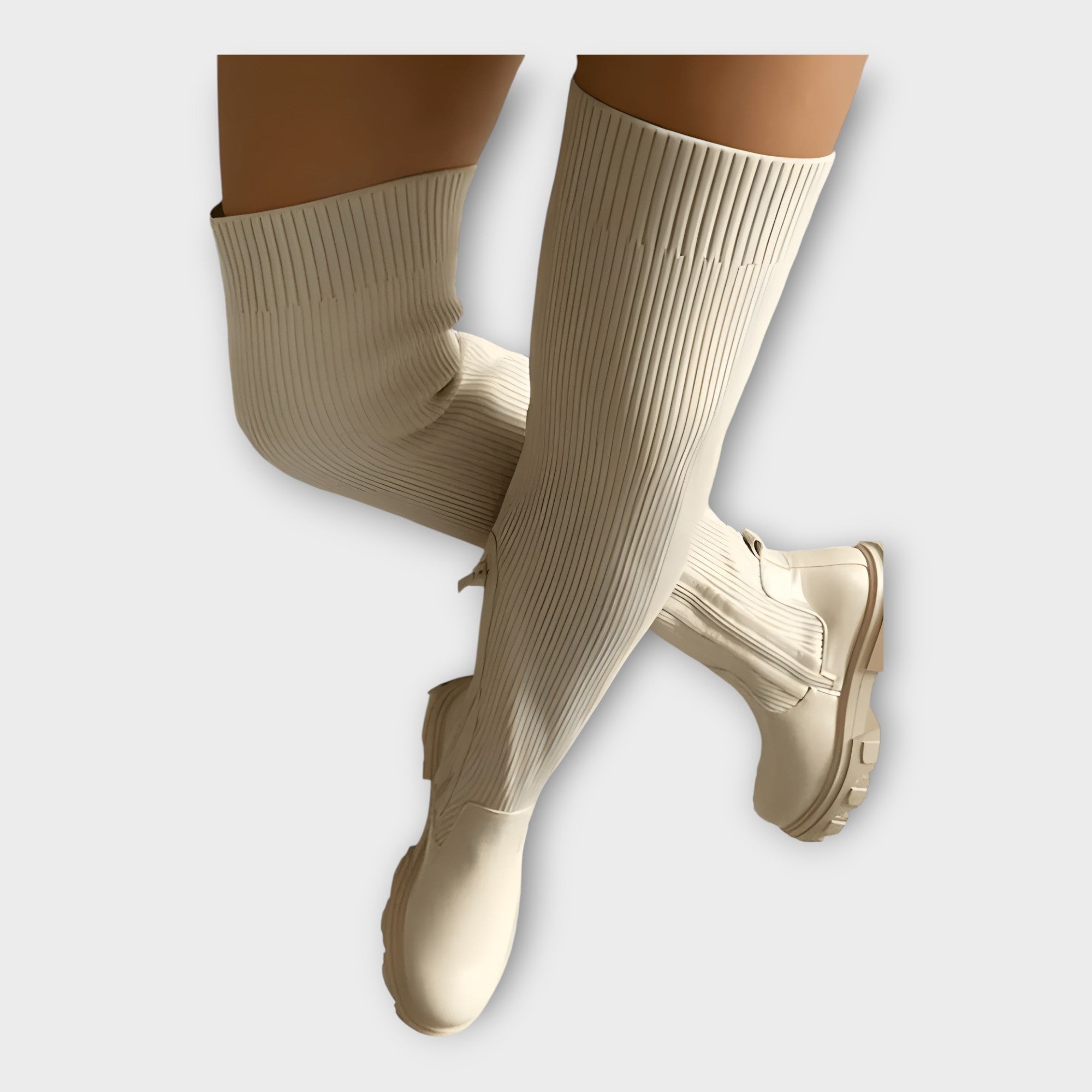 Botas modernas con diseño minimalista