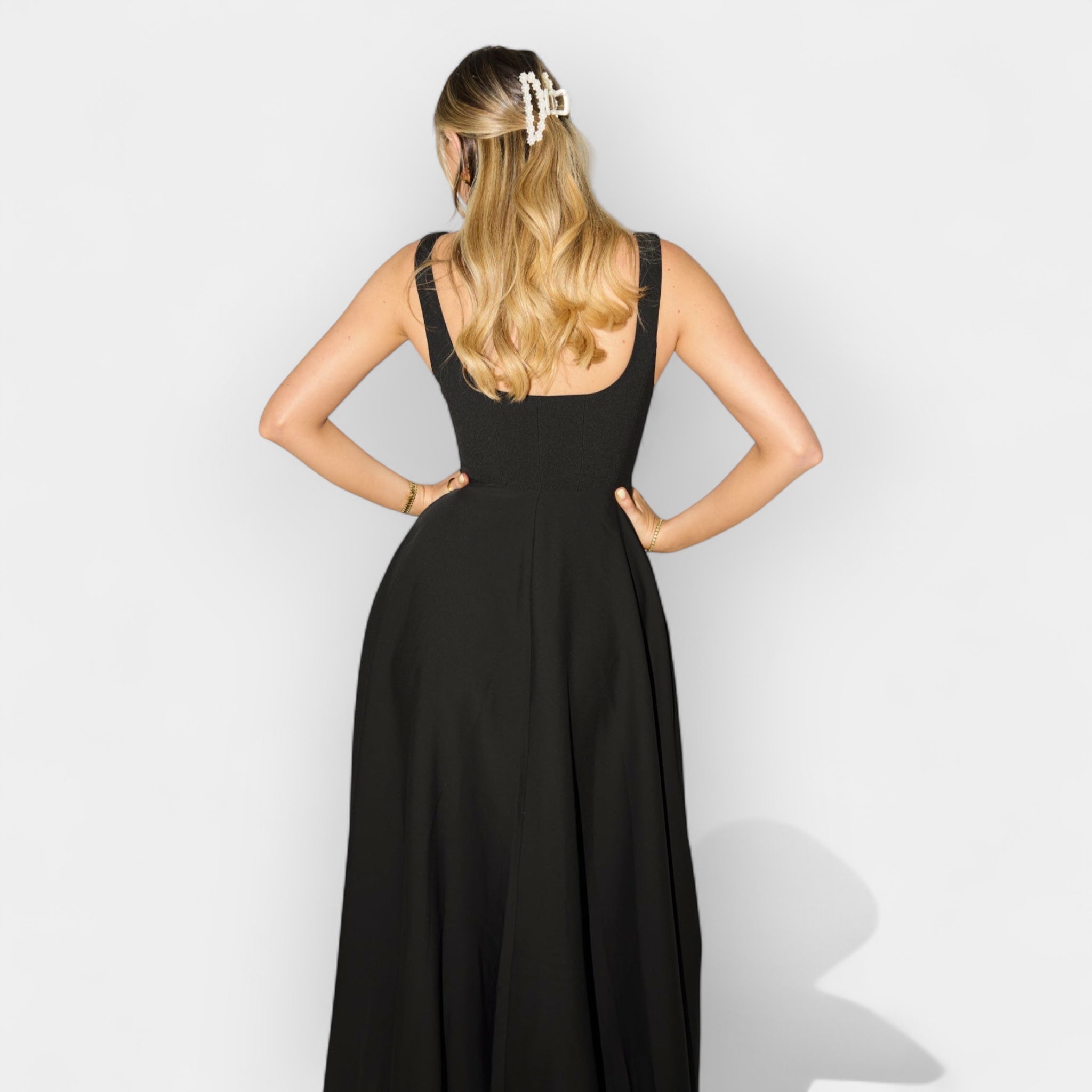 Vestido Midi con Corte Ligero