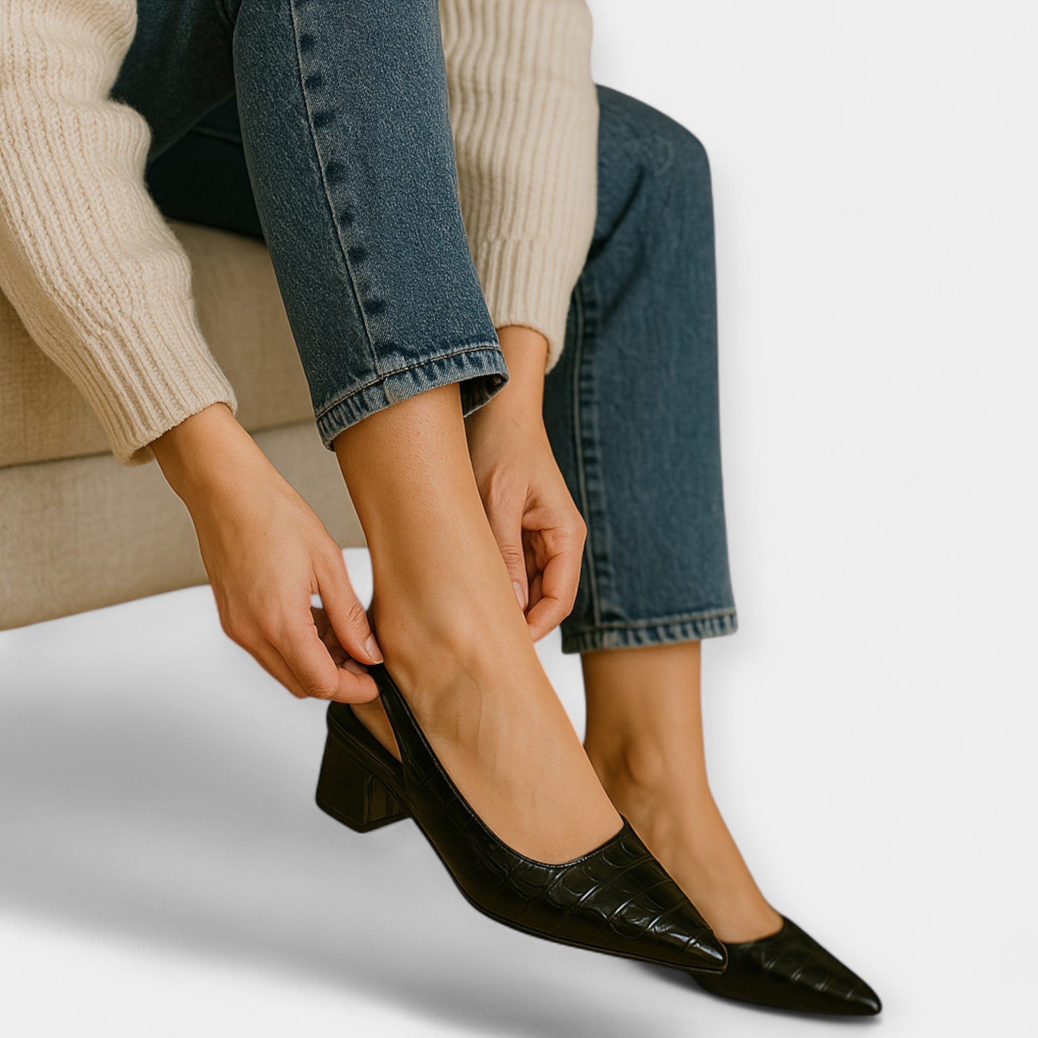 Zapatos de Tacón con Detalles de Lujo