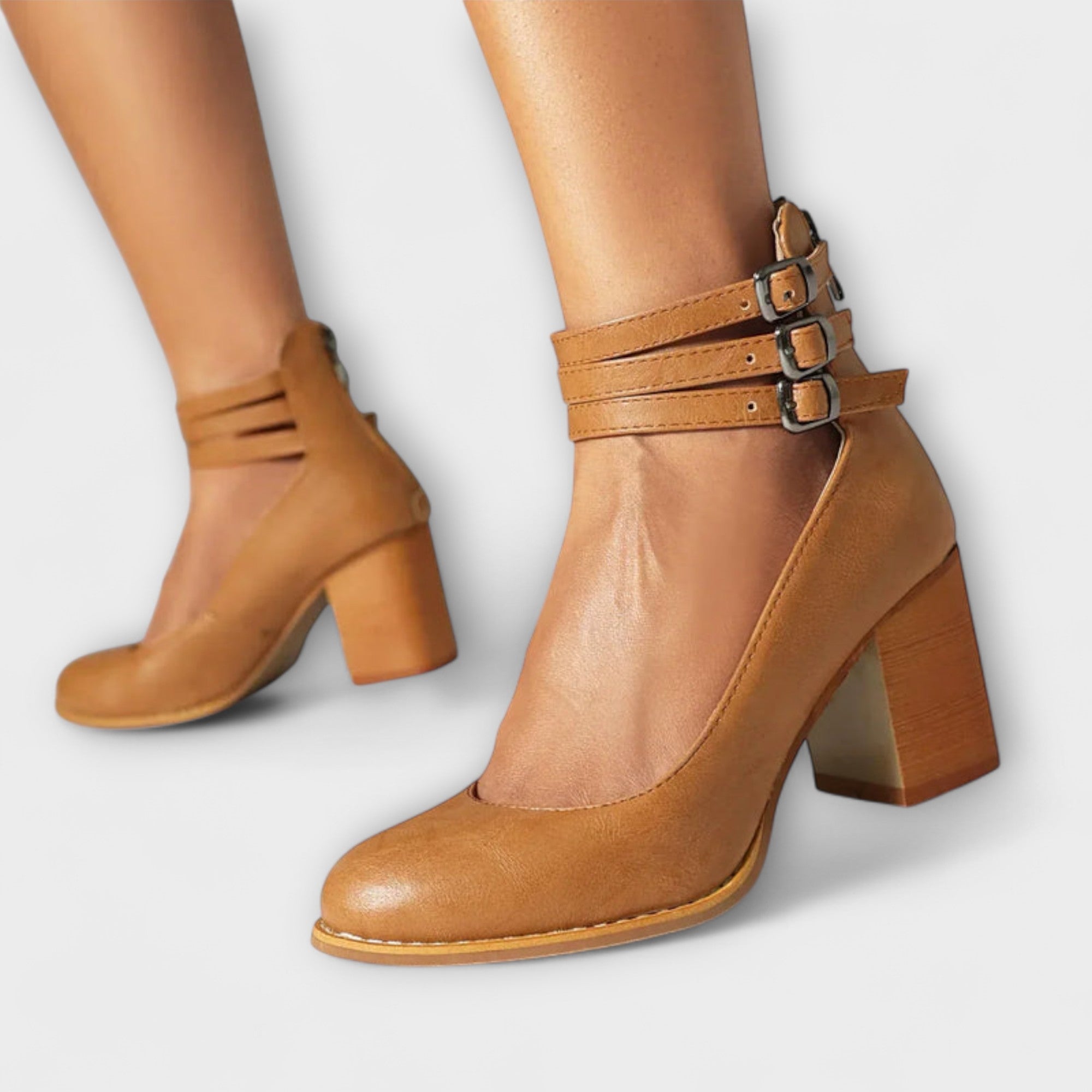 Tacones con tira en el tobillo