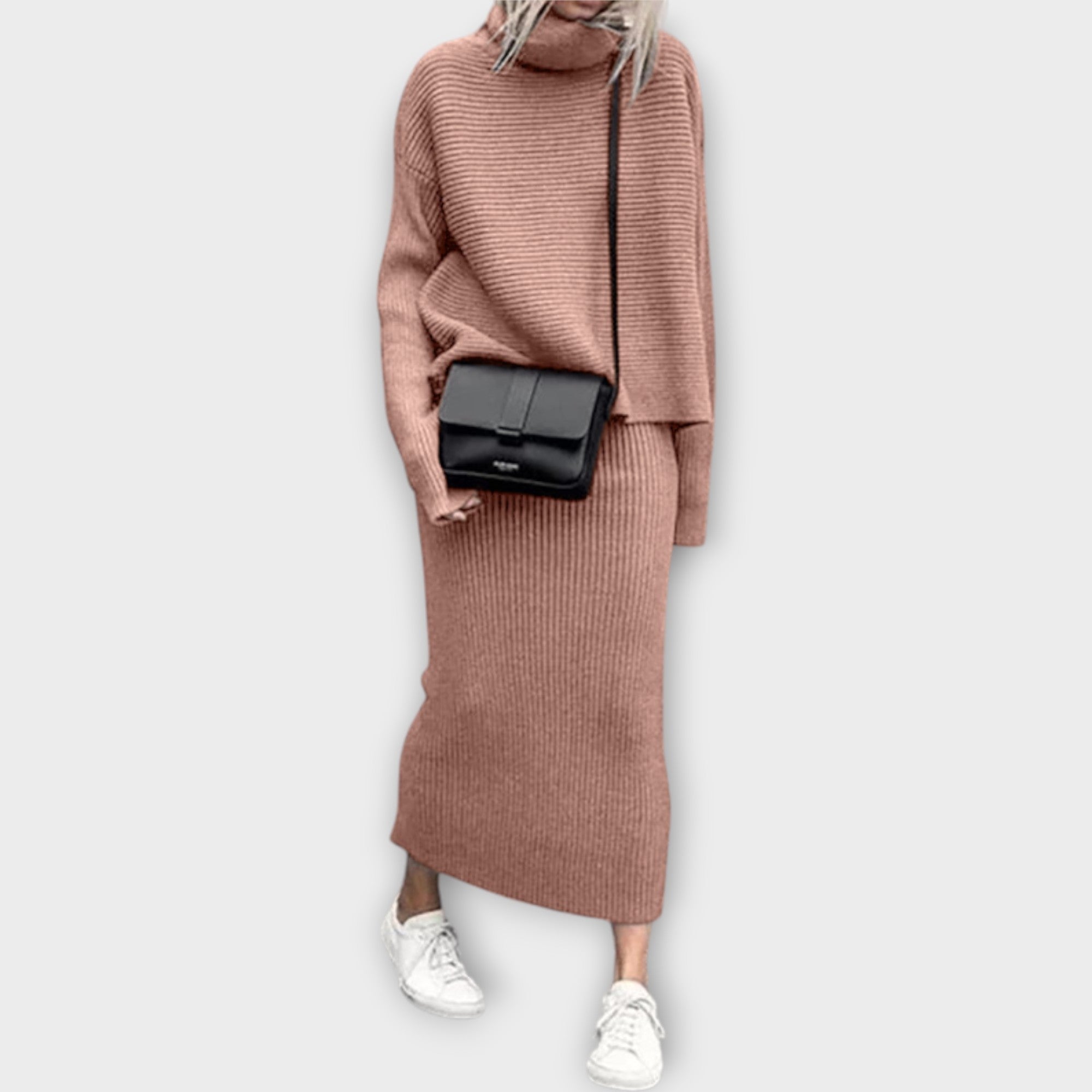 Conjunto de punto con cuello alto y falda