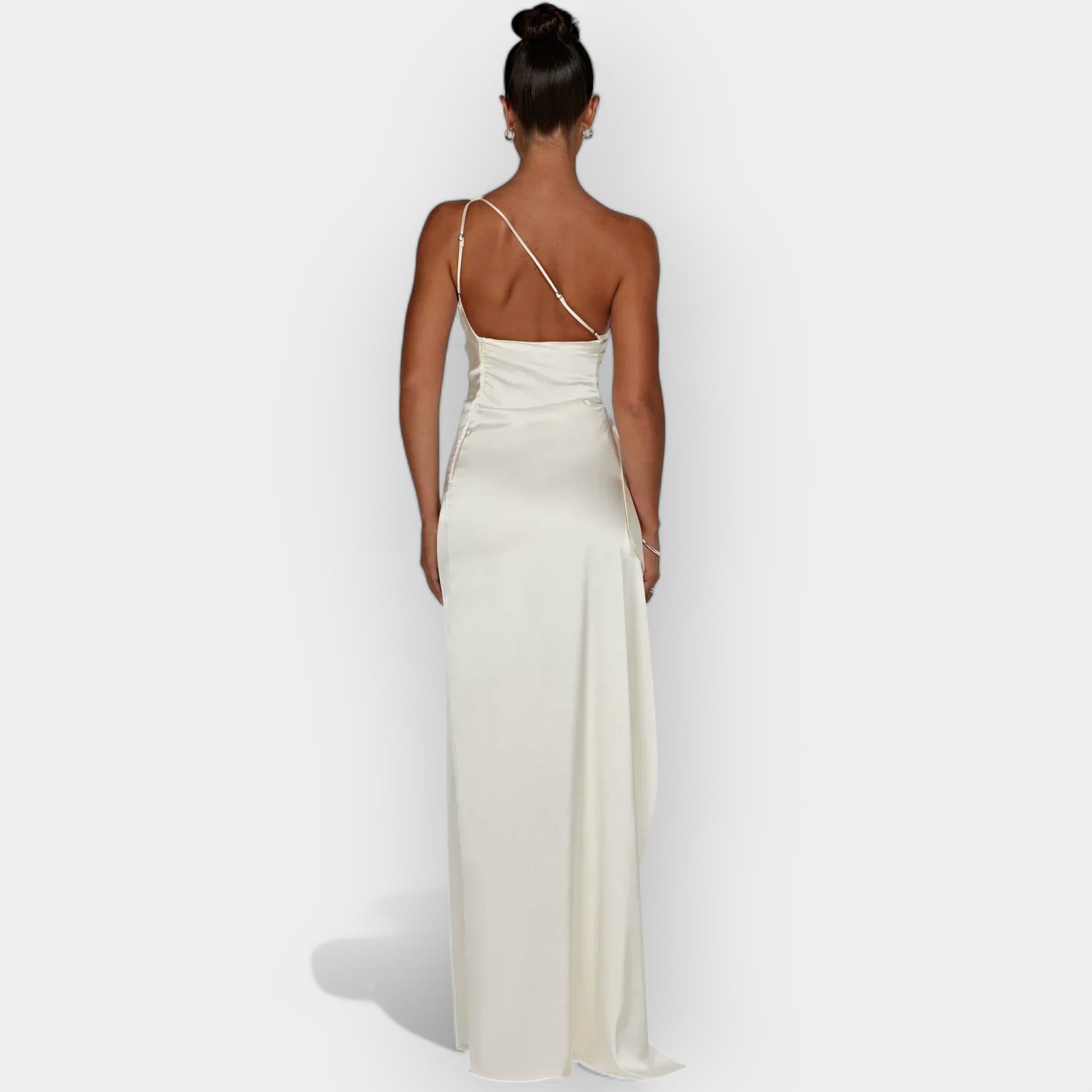 Vestido de Satén Elegante