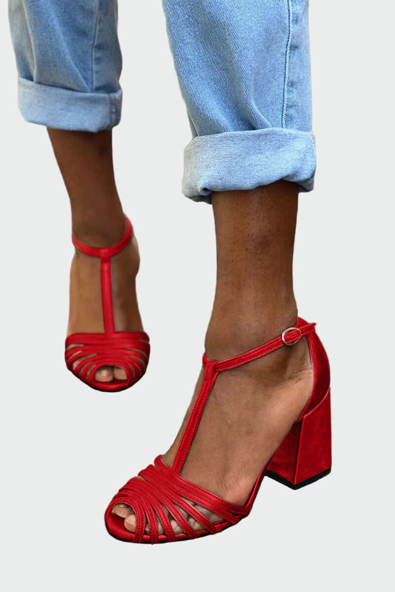 Sandalias elegantes con tiras en T