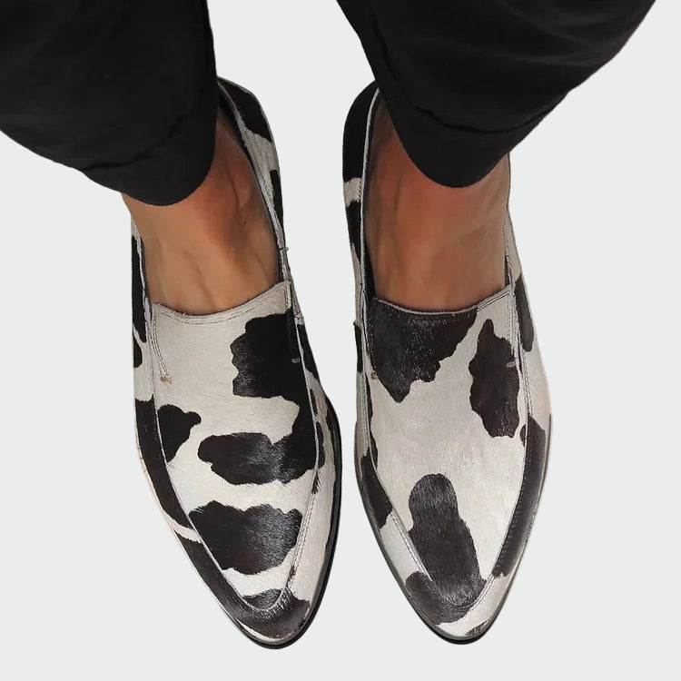Mocasines con estampado de vaca