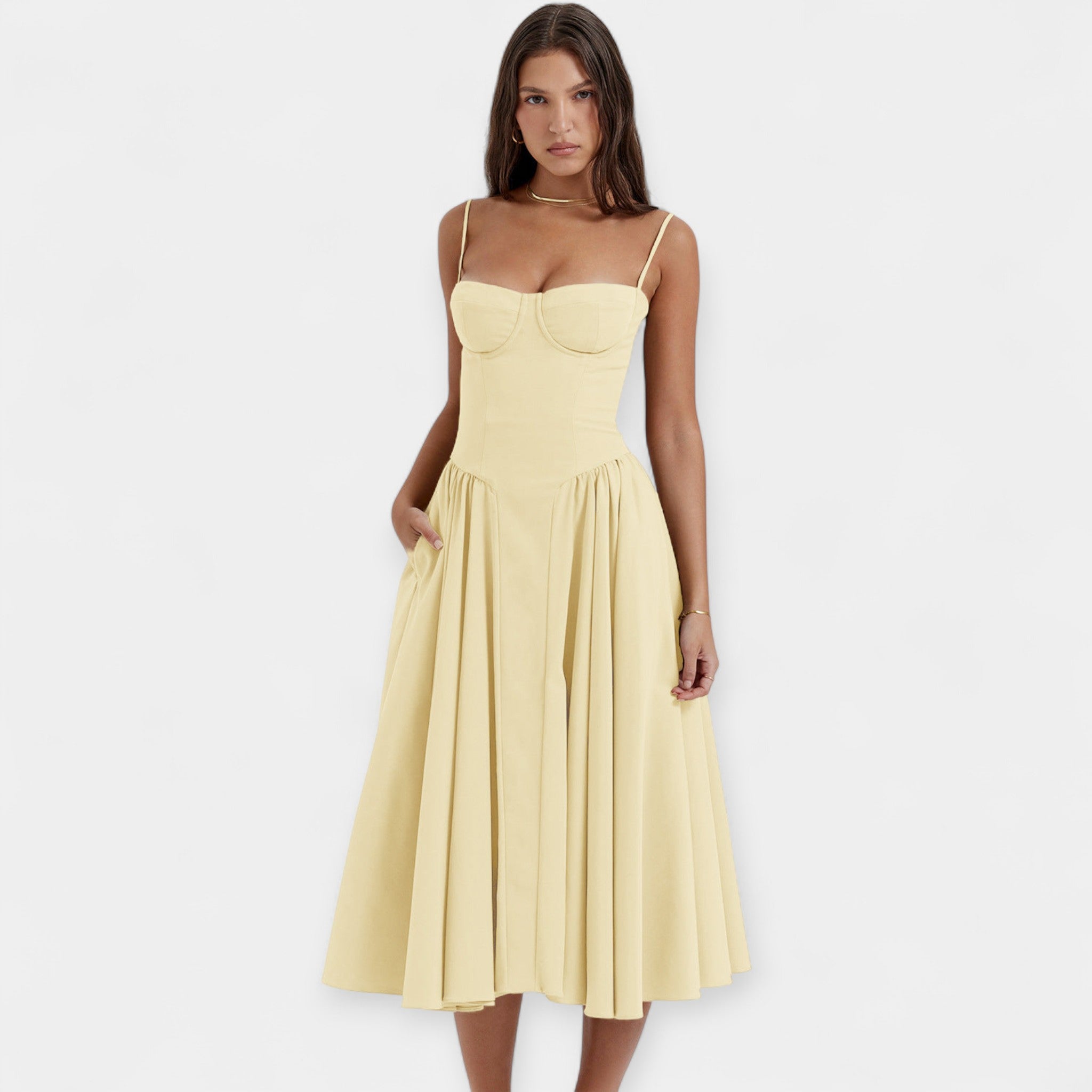 Vestido midi retro con tirantes