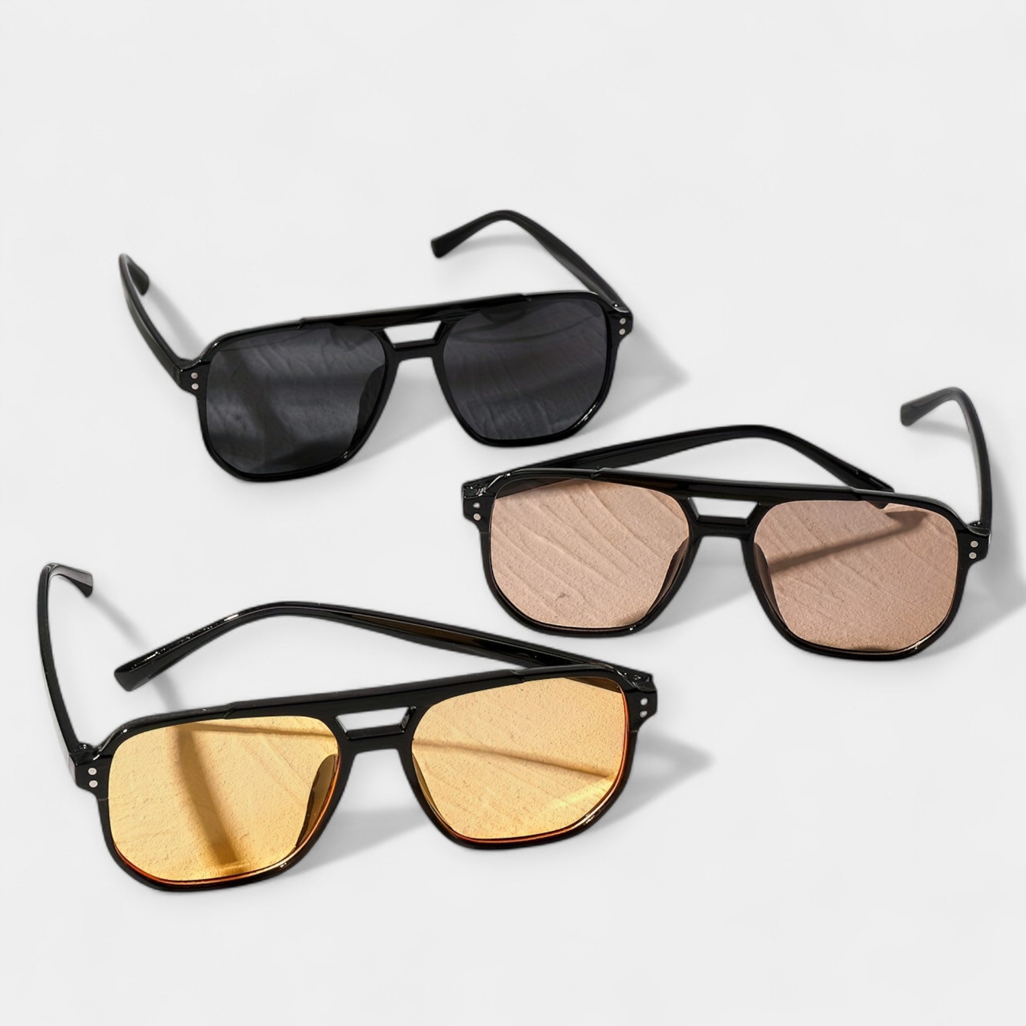 Gafas Urbanas con Detalles Geométricos