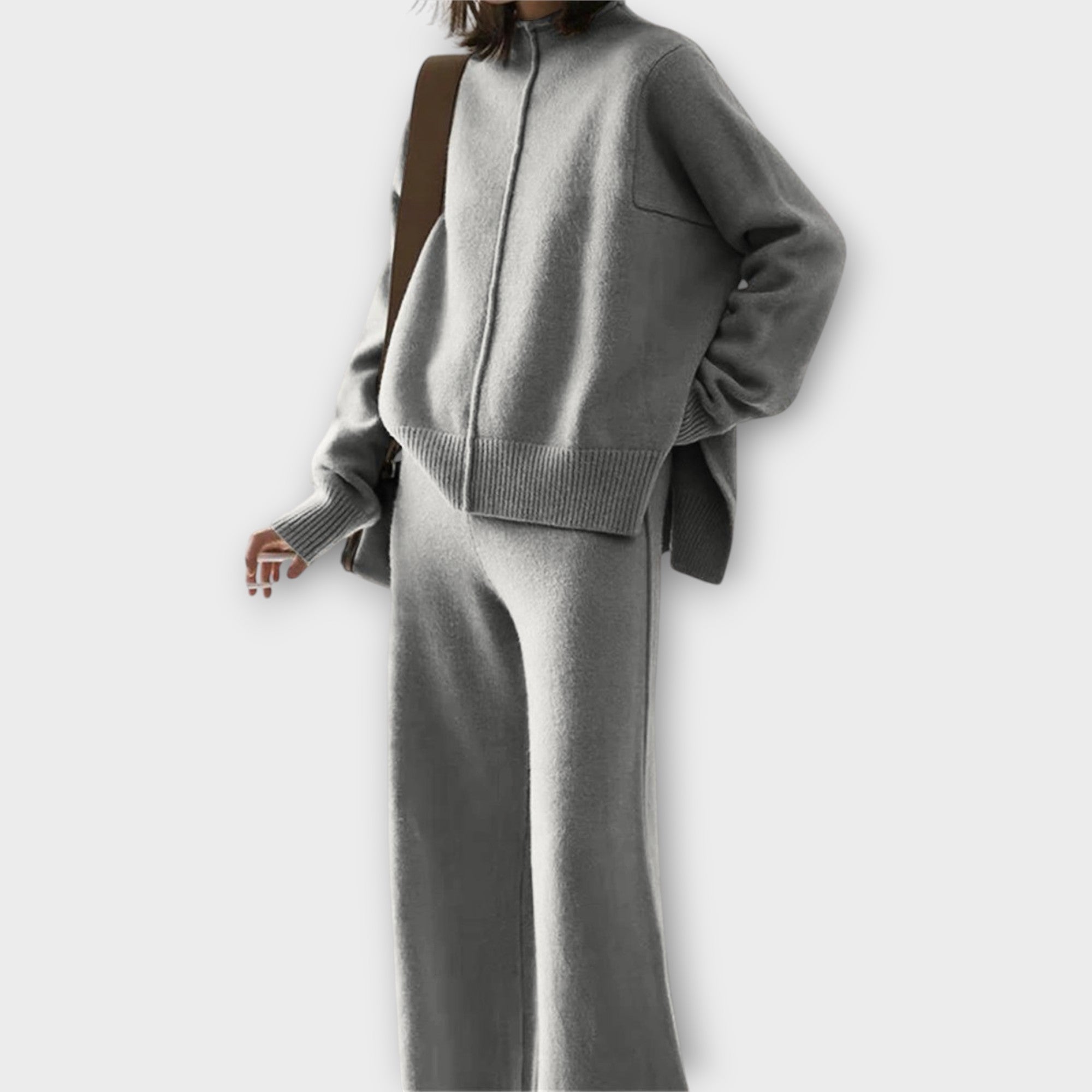 Conjunto con elegancia y comodidad atemporales