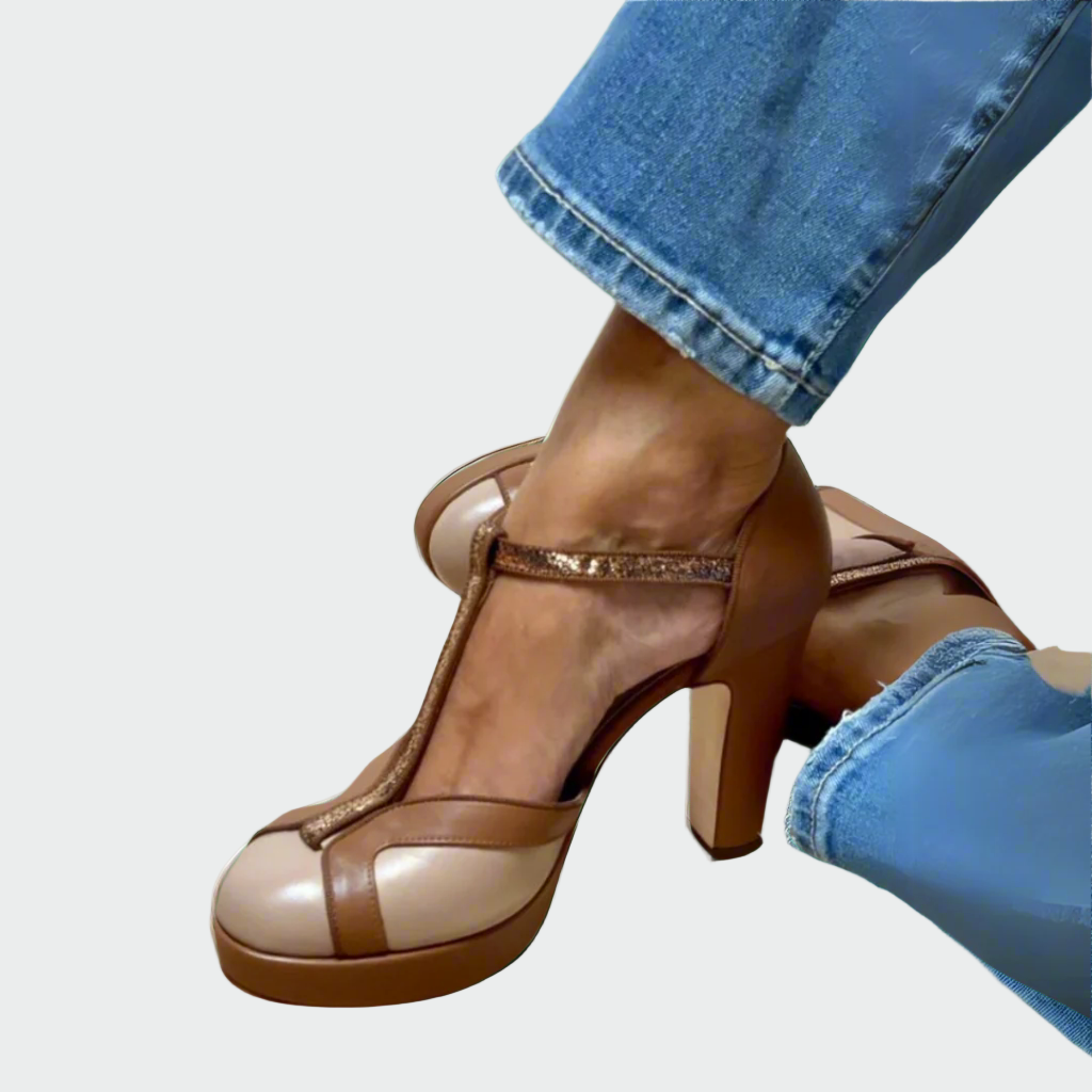 Tacones con tiras en T