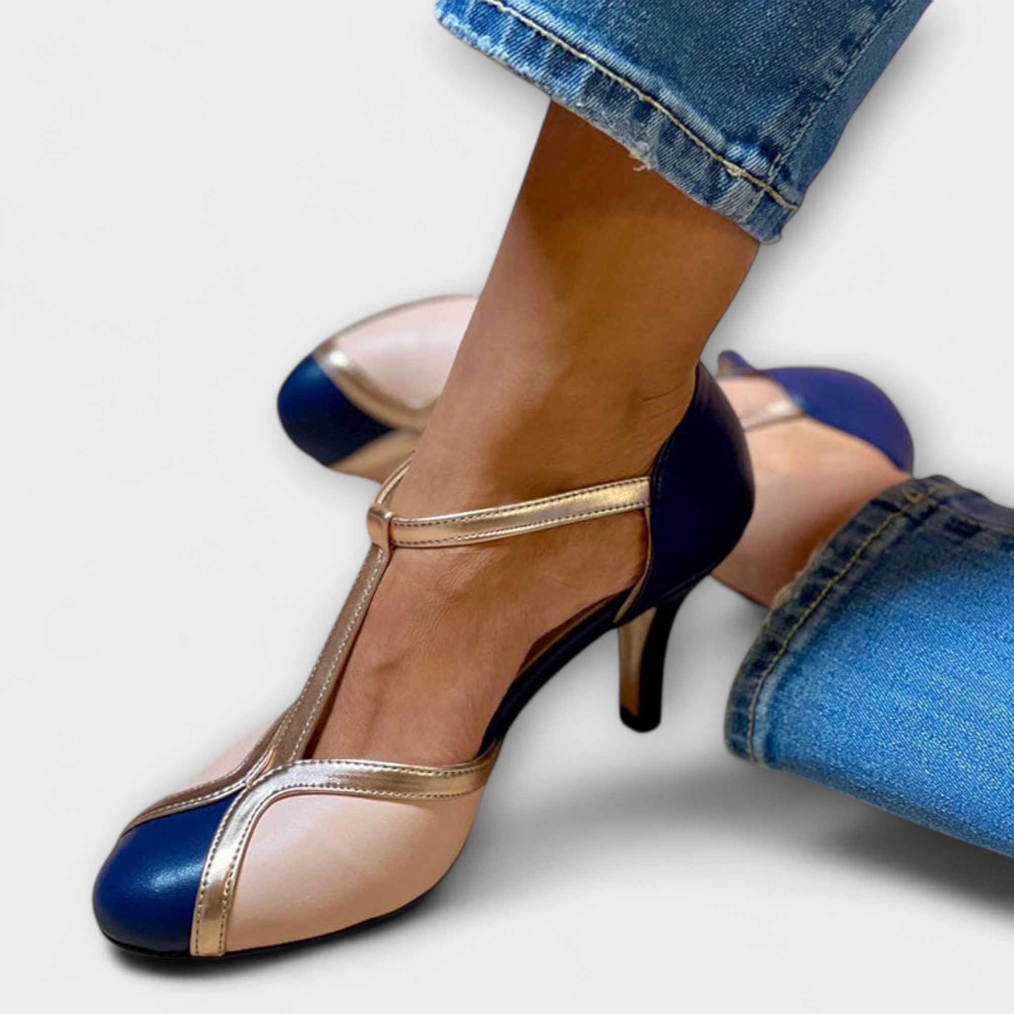 Correa en T elegante de dos tonos