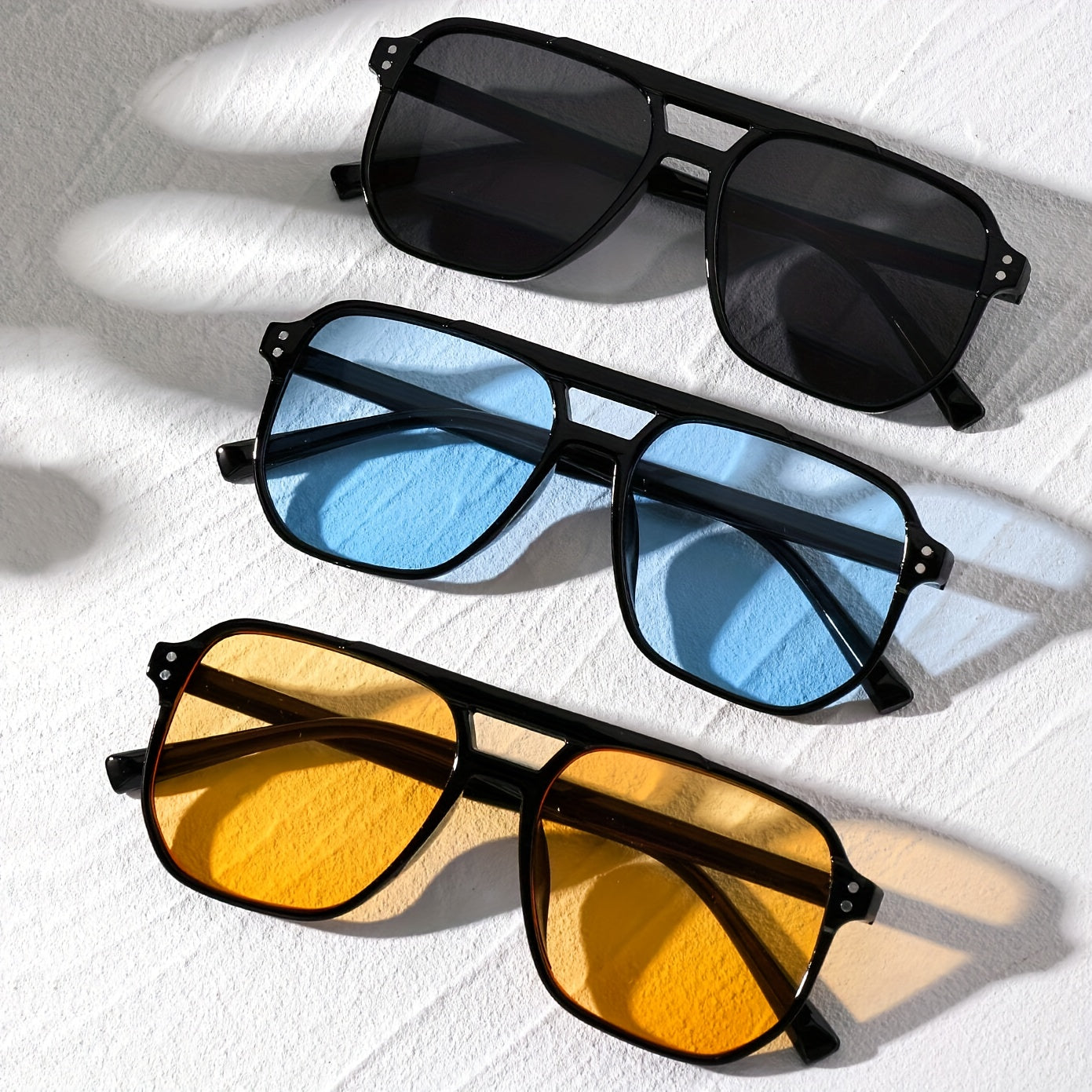 Gafas Urbanas con Detalles Geométricos