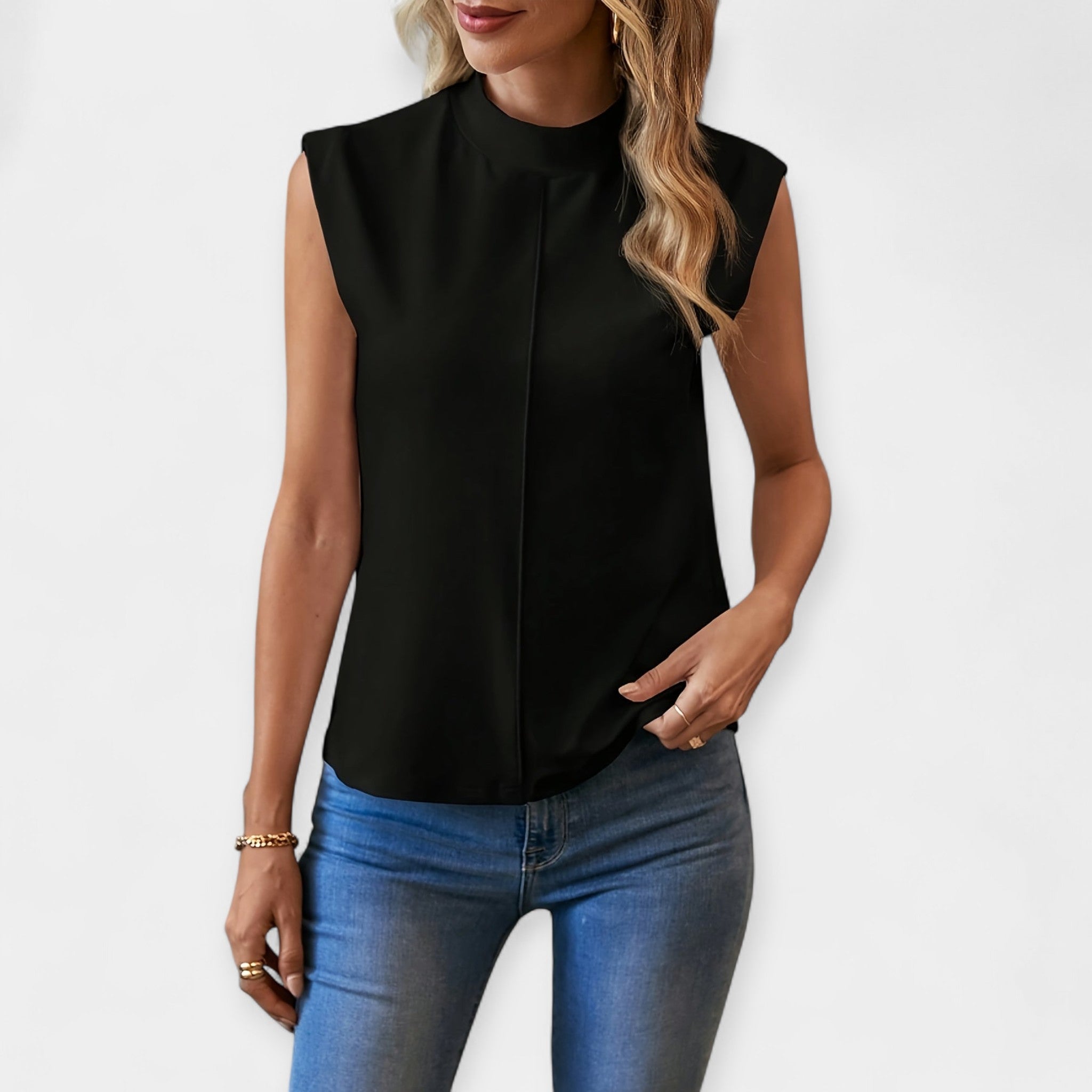 Blusa Minimalista con Cuello Alto