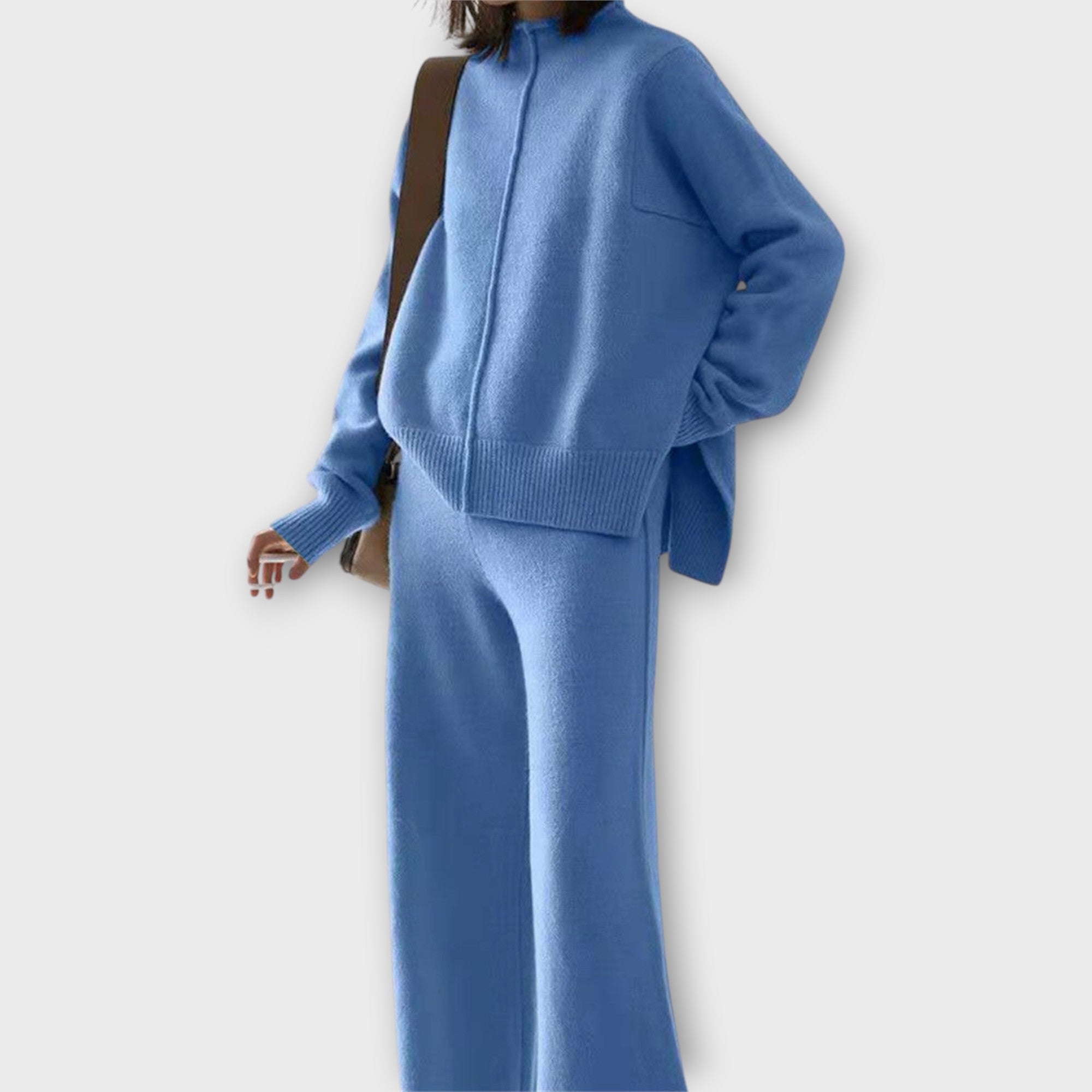 Conjunto con elegancia y comodidad atemporales