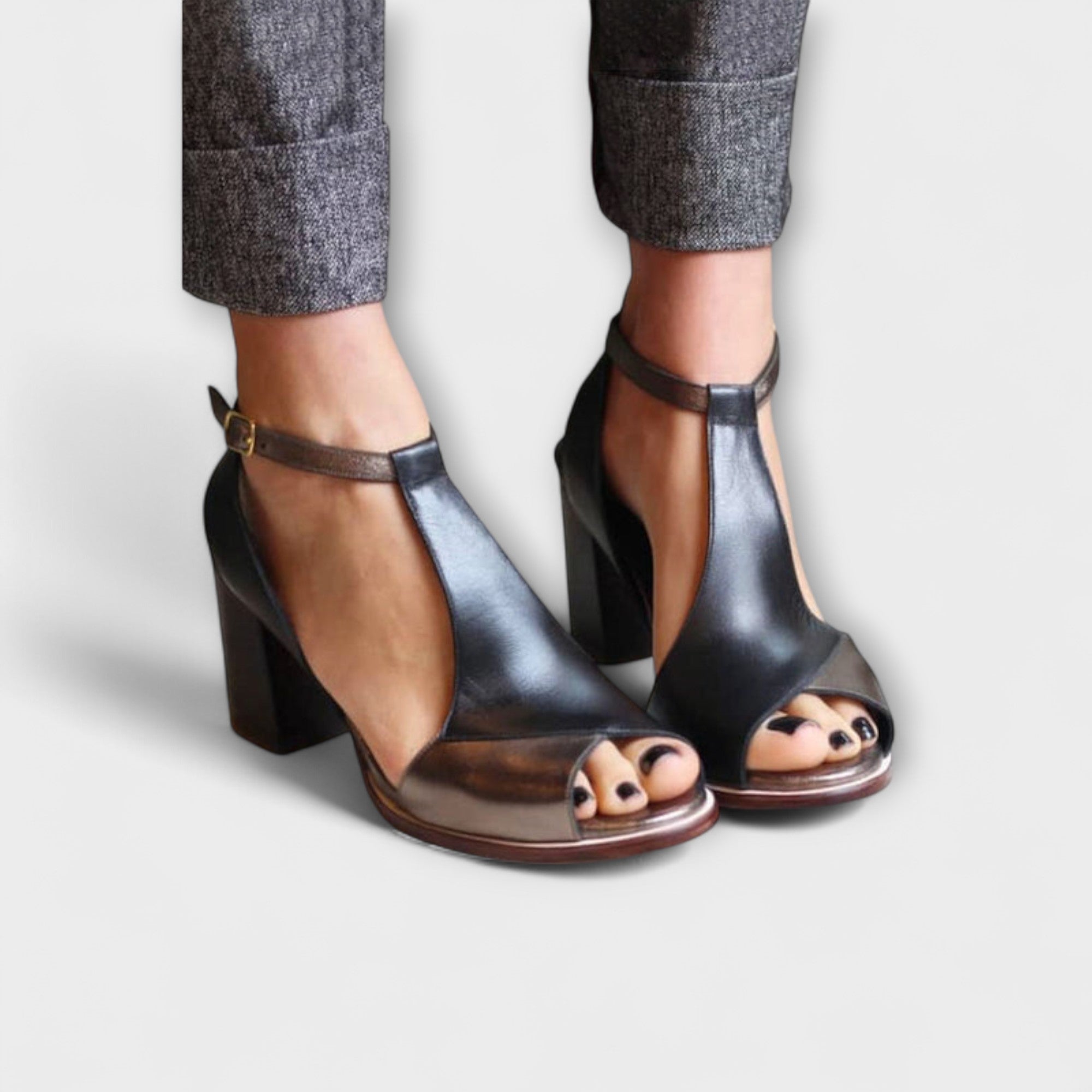 Sandalias de tacón de cuero para mujer