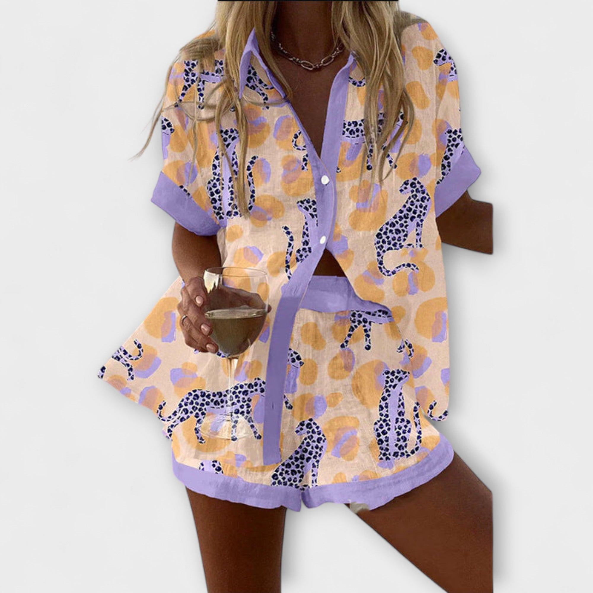 Conjunto con estampado de leopardo