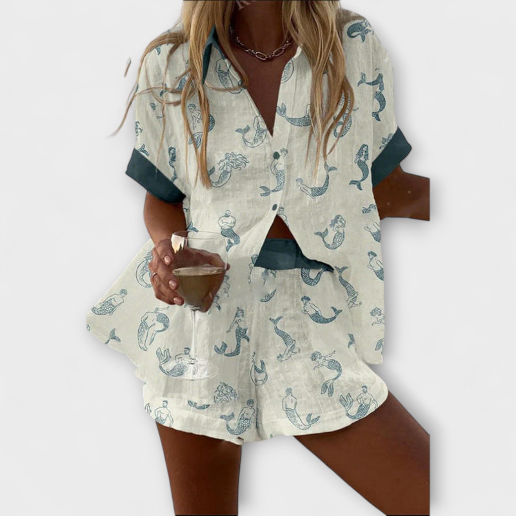 Conjunto con estampado de sirena