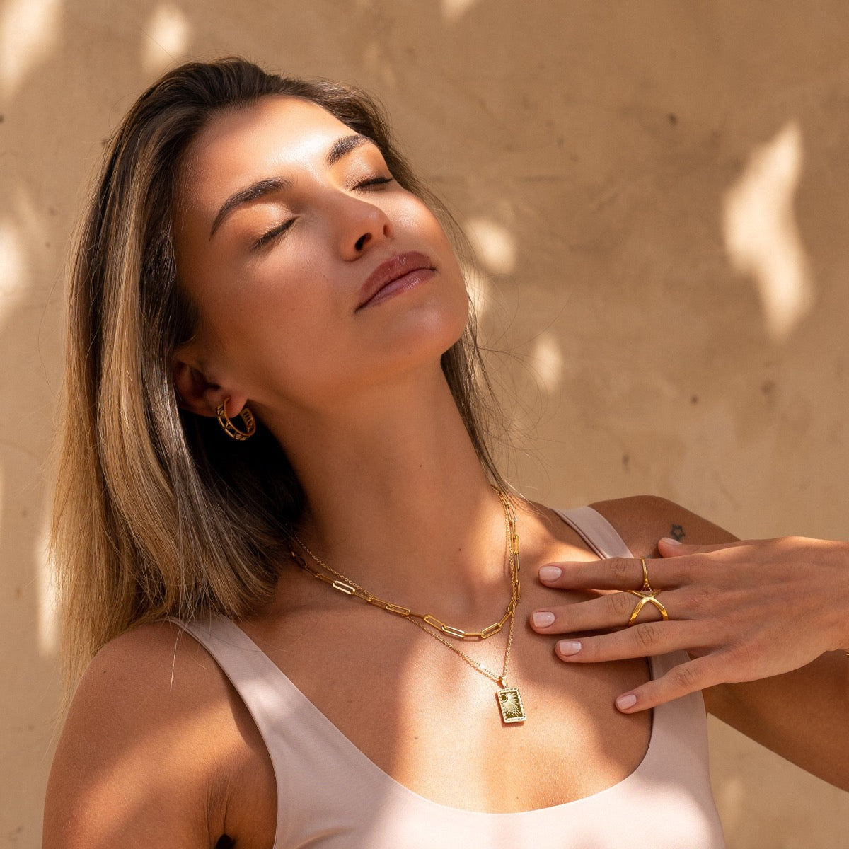 Cadena Dorada con Clip