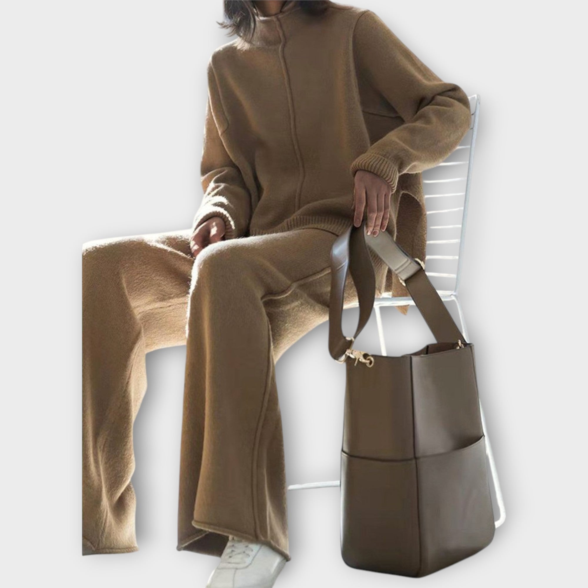 Conjunto con elegancia y comodidad atemporales