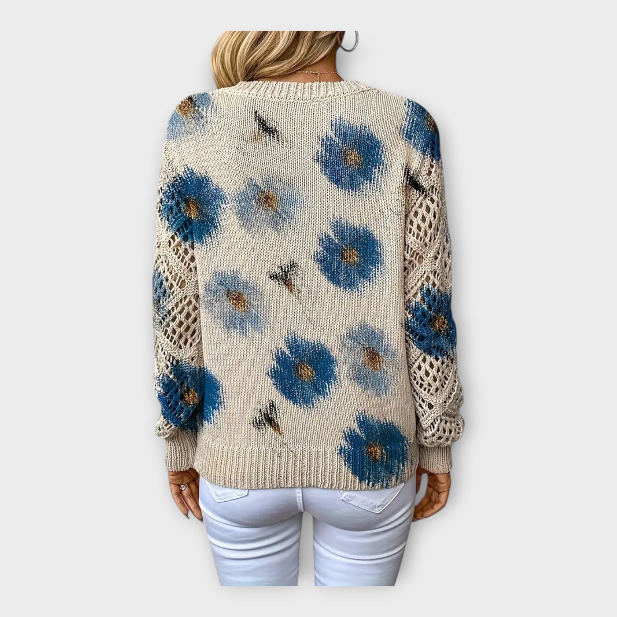 Blusa de punto con detalles de encaje